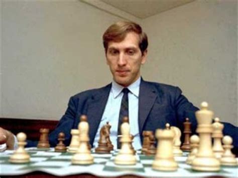 Bobby Fischer biography, birth date, birth place and pictures