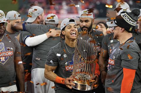 Astros' Peña 1st rookie hitter to win World Series MVP - Seattle Sports