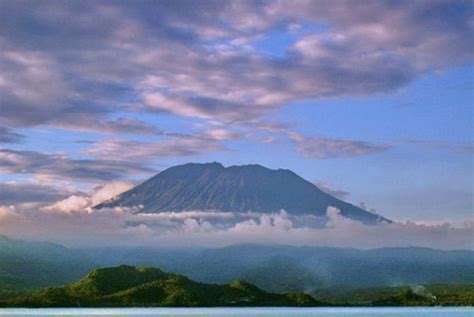 Que devrons-nous savoir sur Gunung Agung ? | Java Exotic Tour