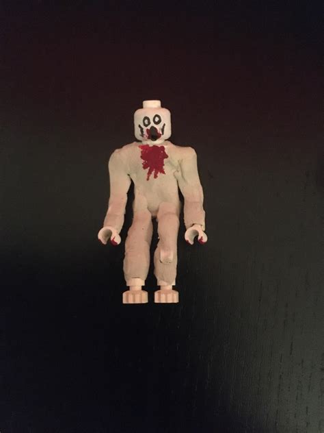 Created Lego SCP 096 (Shy guy) : SCP