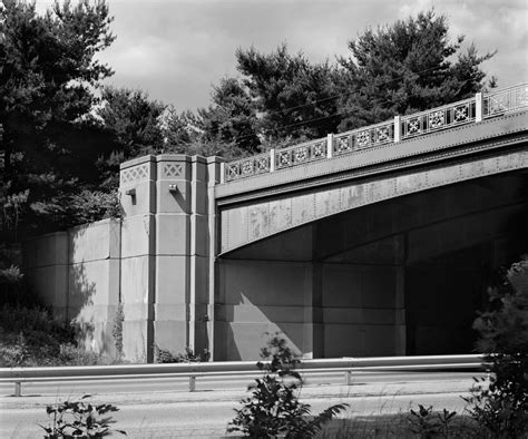 The Merritt Parkway – Connecticut’s History Bridges Photographs by Michael Zenreich AIA