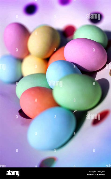 pastel coloured chocolate easter eggs Stock Photo - Alamy