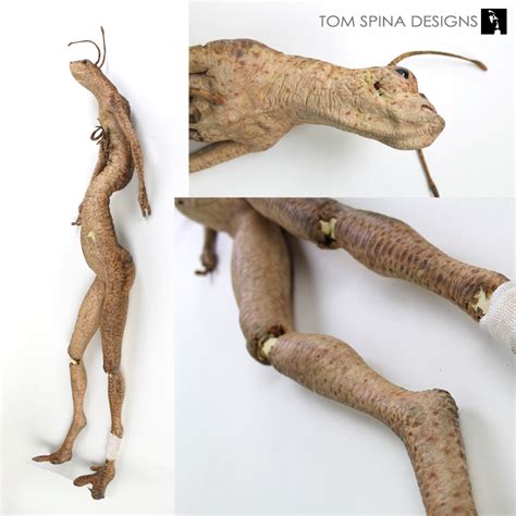 Display of one of the Men in Black 2 Worm Aliens - Tom Spina Designs » Tom Spina Designs