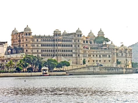 8 Beautiful Palace Hotels in Udaipur That You Must Visit - Thomas Cook