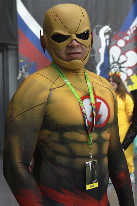 New_York_Comic_Con_Cosplay_2015_Reverse_Flash_1 - Nerdy Rotten Scoundrel