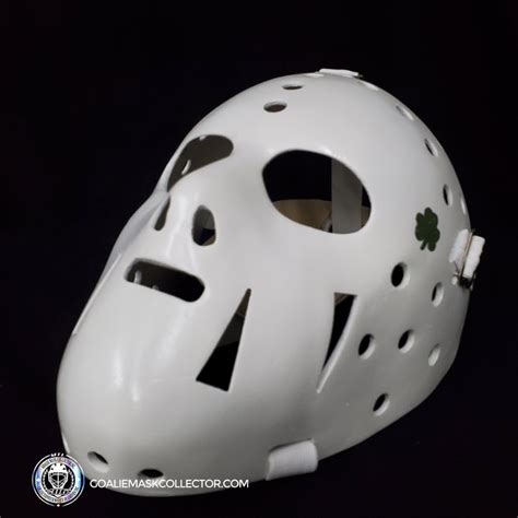 Jim Craig Goalie Mask Un-Signed Team USA Miracle on Ice – Goalie Mask Collector