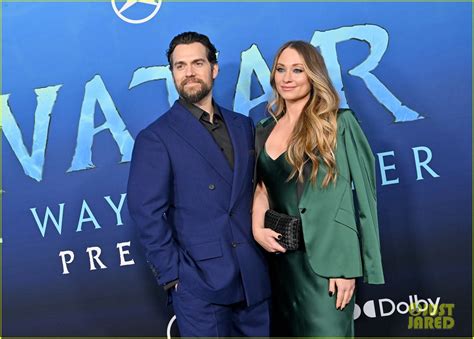 Photo: henry cavill natalie viscuso avatar premiere 04 | Photo 4871065 | Just Jared