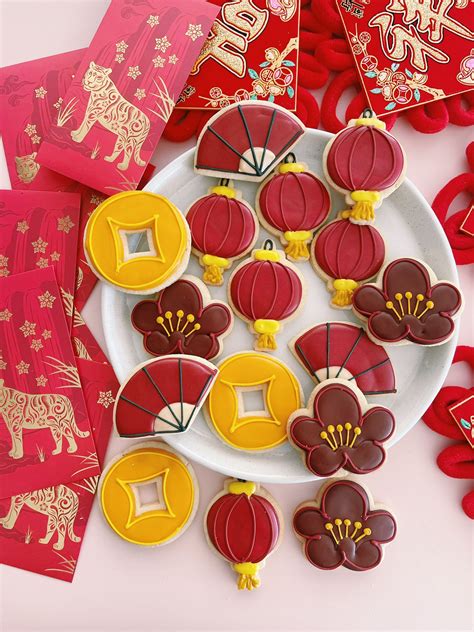 Lunar New Year Cookies | Traditional Chinese New Year Cookie Box | New ...