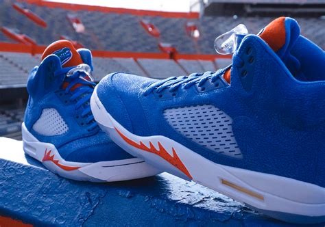 Air Jordan 5 Florida Gators PE | SneakerNews.com