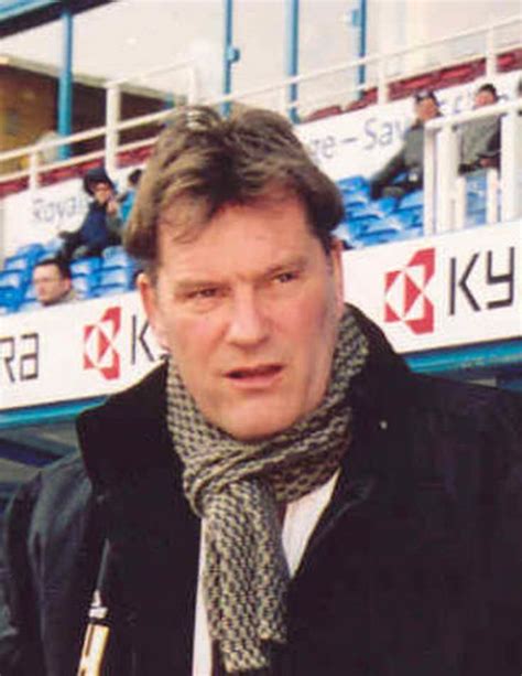 Glenn Hoddle - Celebrity biography, zodiac sign and famous quotes