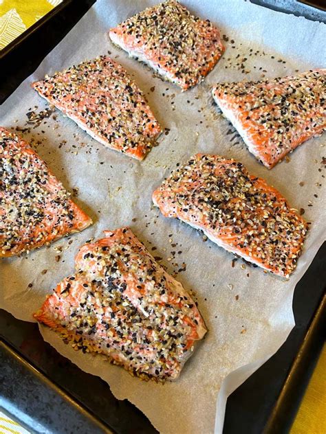 Baked Salmon With Everything Bagel Seasoning | Recipe | Baked salmon, Everything bagel ...