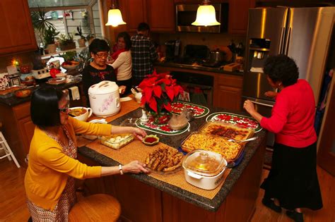 A Filipino Christmas celebration: food, family, and plenty of cheer ...