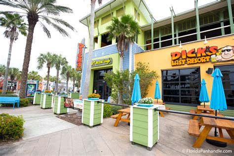 Dick's Last Resort - Panama City Beach, FL | Pier Park Restaurant Review