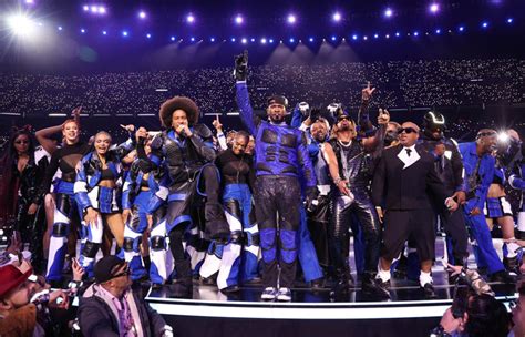 Usher Stands Alone Amid the Bombast of Super Bowl 2024: Halftime Show Review