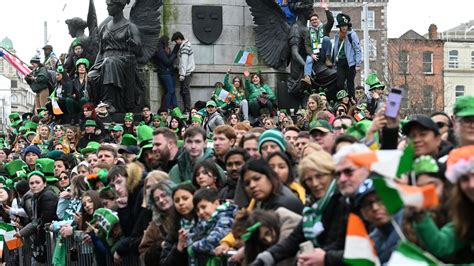 St Patrick's Festival sees huge crowds in Dublin