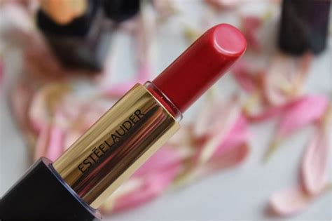 Estee Lauder Pure Color Envy Sculpting Lipsticks Review | The Sunday Girl