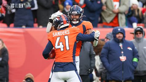 ILB Drew Sanders recovers Kansas City's muffed punt for Denver's third ...