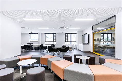 Oran Park Public School – Business Interiors