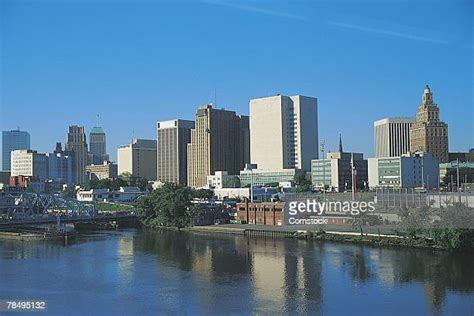 Newark Skyline Photos and Premium High Res Pictures - Getty Images