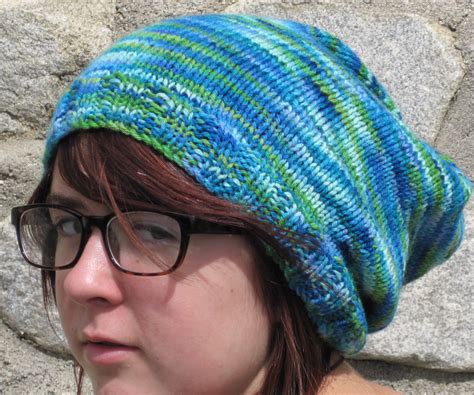 Crafting With Style: Free Pattern for Knit Slouchy Hat