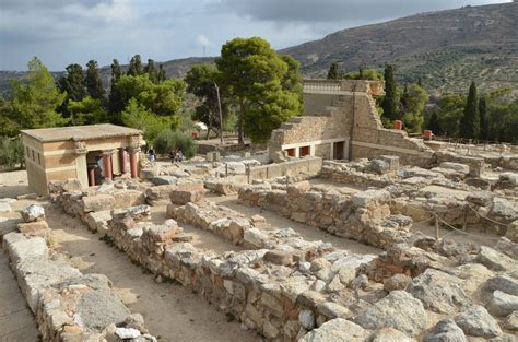 Storerooms of the Palace of Knossos (Illustration) - Ancient History Encyclopedia