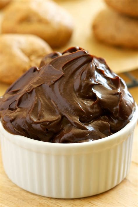 Chocolate Fudge Frosting | Easy Recipes Blog