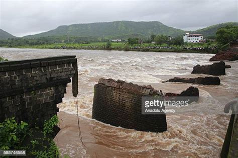 Savitri River Photos and Premium High Res Pictures - Getty Images