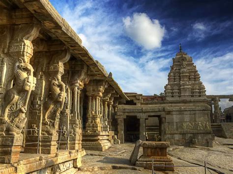 8 Astounding Facts About Lepakshi Temple - Facts.net