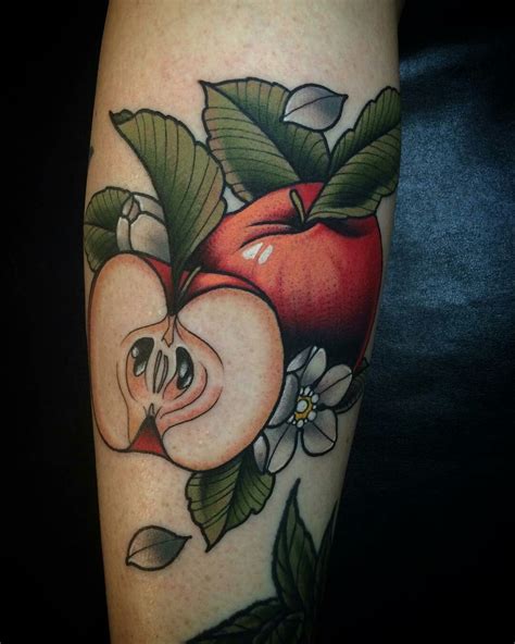 Tattoo done by: Koty Nyman #manzana Food Tattoos, New Tattoos, Body Art Tattoos, Small Tattoos ...