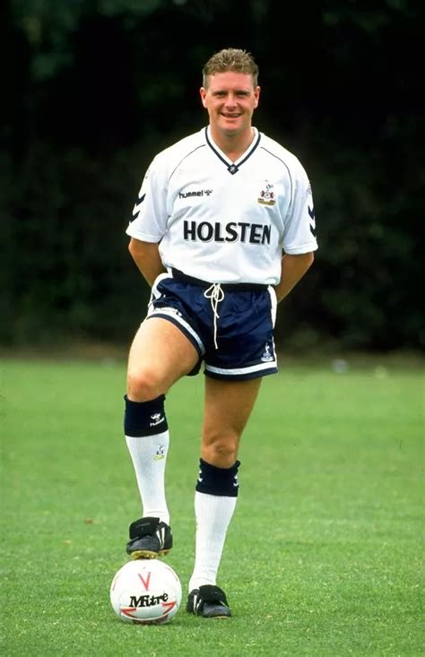 Paul Gascoigne House Poole / England's Paul Gascoigne celebrates moving ...