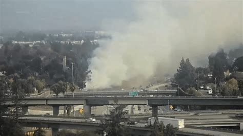 Crews stop forward progress of fire alongside I-280 in San Jose – NBC ...