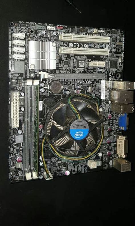 Motherboard & CPU Bundles - Core i7 CPU + Motherboard + 4GB Ram Bundle (BARGAIN) was sold for R2 ...