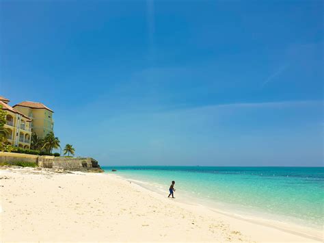 The 12 Best Beaches in Nassau, The Bahamas (Incl. Photos) - Sandals