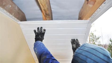 How To Remove Vinyl Soffit: A Step-by-Step Guide For Easy Removal | Tools Advisor