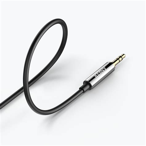 Amazon.com: Anker 3.5mm Premium Auxiliary Audio Cable (4ft / 1.2m) AUX Cable for Headphones ...