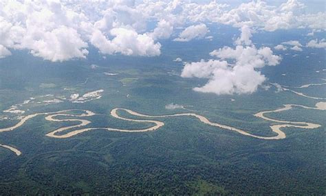 10 Sungai Terpanjang di Indonesia dan Letaknya Lengkap Serta Ukurannya