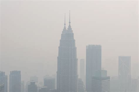 Asia’s Toxic Haze Is a Danger for Everyone - Bloomberg