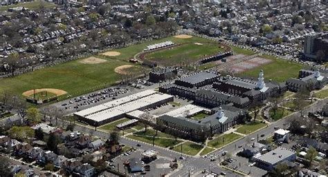 Students at Trenton Central High School inadvertently leave early after bomb threat - nj.com