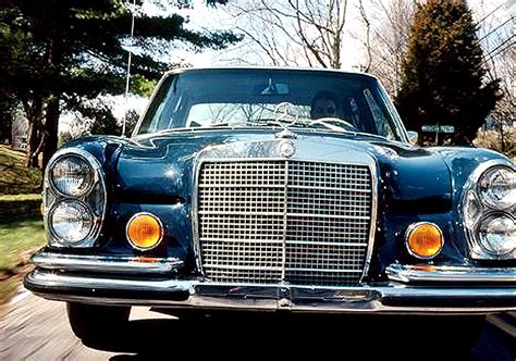 Well Turned Cars: Mercedes classic cars