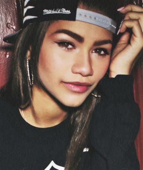 11 best images about Zendaya selfies on Pinterest | Legends, Interview ...