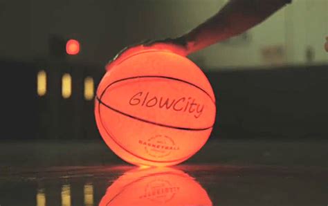 Light Up LED Basketball | Glow In The dark - TheSuperBOO!