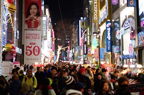 The Ultimate Guide to Myeongdong, Seoul's Shopping Mecca |Seoul Searching