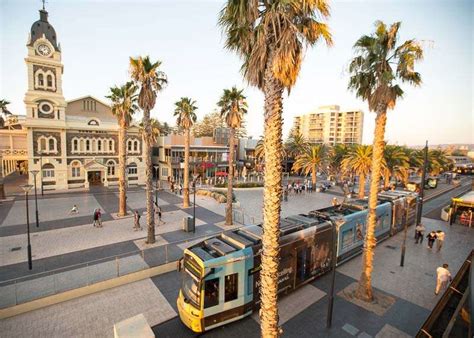 19 Fun Things to do in Glenelg