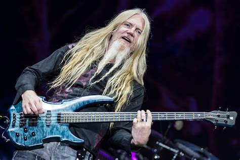 Nightwish-Bassist Marco Hietala verlässt die Band | Flipboard