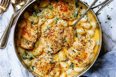 Creamy Garlic Spinach Chicken Thighs Recipe with Gnocchi – Chicken and ...