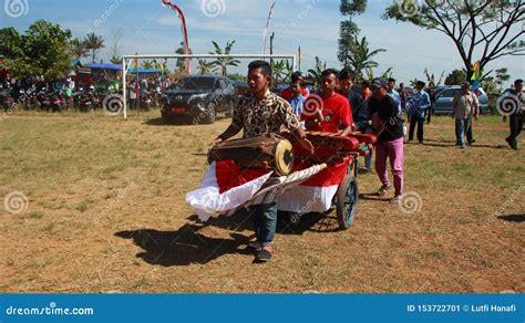 Kuda Lumping, a Javanese Traditional Art Editorial Photo - Image of ancient, mask: 153722701