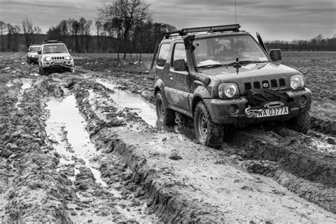 Free Images : outdoor, black and white, car, wheel, adventure, jeep, dirt, mud, auto, extreme ...