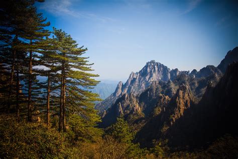 Huangshan, China. (The Yellow Mountains) (5616x3744) [OC] : r/EarthPorn