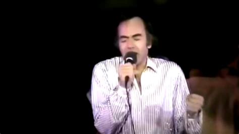 Neil Diamond "America" Live 1986 New York City (Full version with reprise) - YouTube