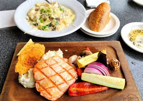 12 Best Restaurants in Anchorage, Alaska - No Hurry To Get Home